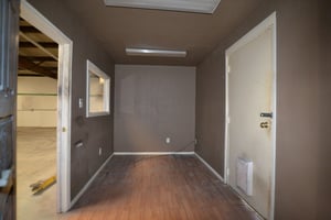 29585002