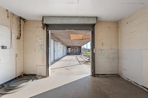 29586015