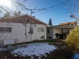 29586305