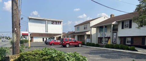 29588900