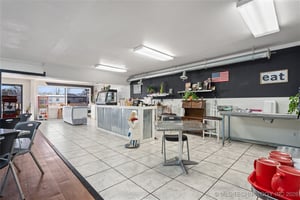29589922