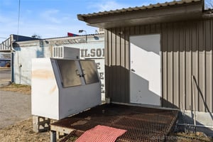 29589950
