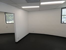 29590253