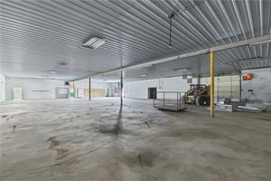 29590512