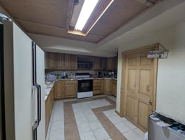 29594618