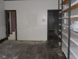 29596686