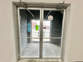 29669548
