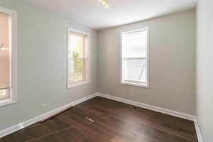 29600010