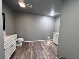 29634764
