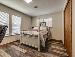 29634956