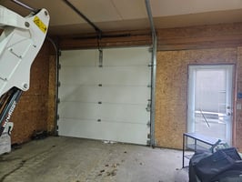 29648546