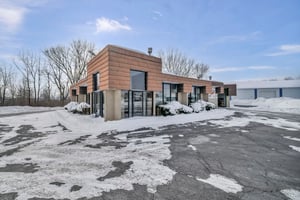 29761530