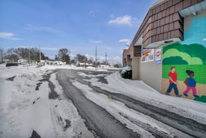 29761556