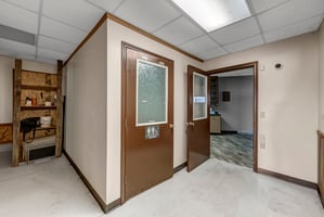 29761569