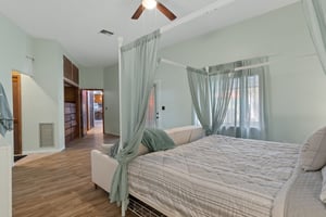 29647500