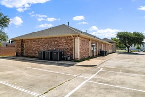 29651736