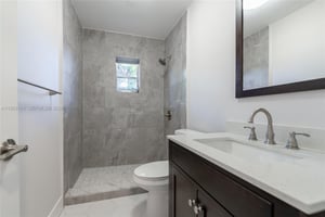 29681036