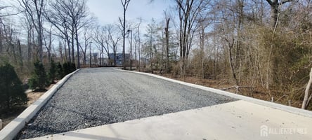 31475597