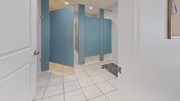 29731607