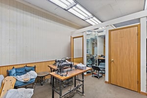 29718296