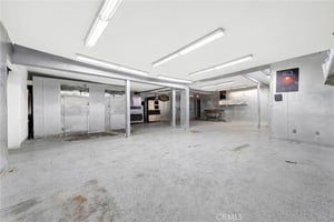 29761041