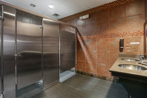 29761689