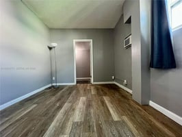 29767934