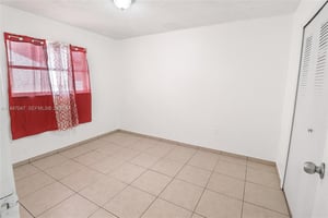 30892000