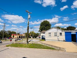 32953102