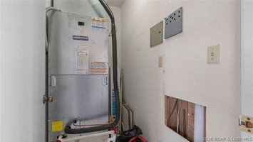 29899004
