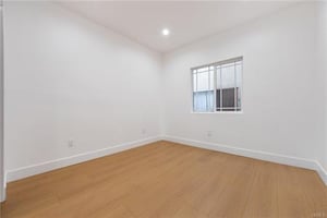 29930009