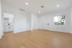 30784009