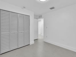 32653521