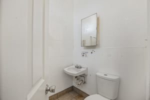 29962279