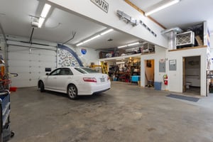 29973084