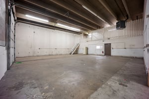 32395586
