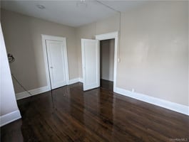 29987805