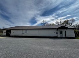 31853124