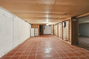 30085547
