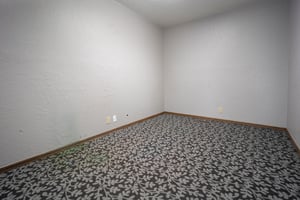 29999686