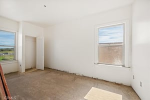 31680908