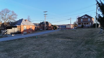 31712037