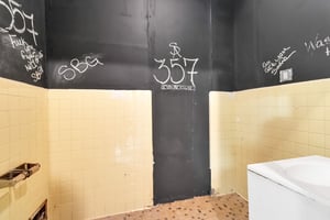 30030947
