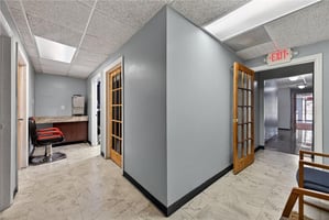 30043692