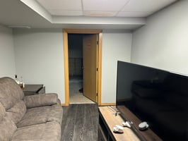 30049081