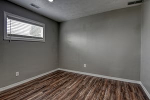 30052064