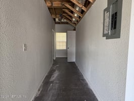 30061028