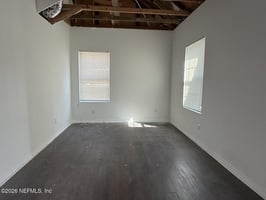 30061027