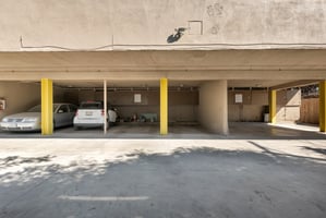30073157