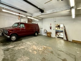 30074572